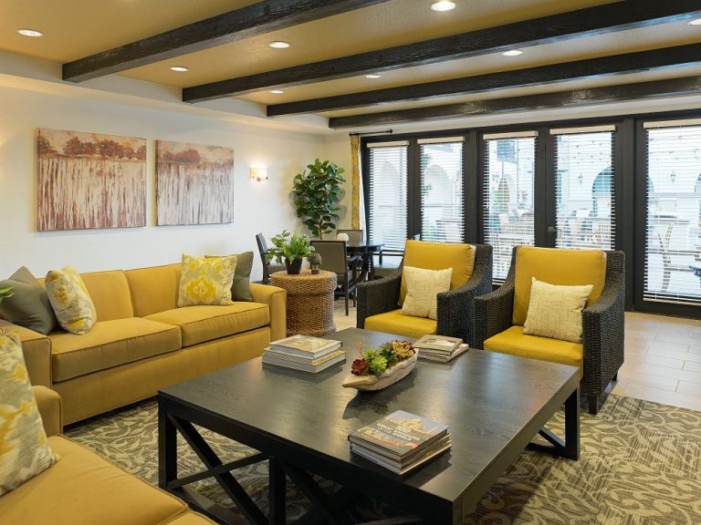 Camino del Rey Sitting Area