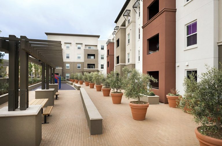 Orvieto Family Apartments Patio