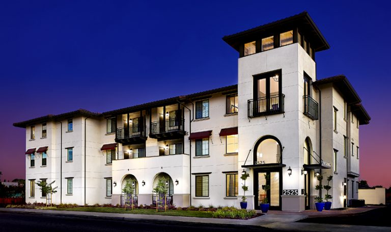 Camino del Rey Exterior at Night